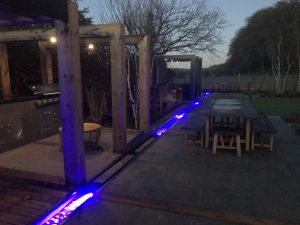 Innovative garden layout with outdoor kitchen