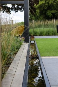 Innovative garden layout with outdoor kitchen